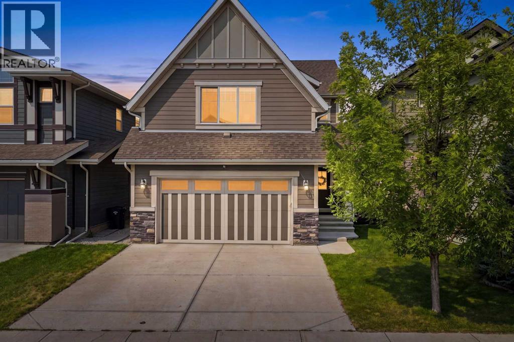 12 Masters Court SE Property Photo 1