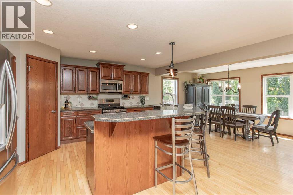 715 700 Ramage Close Property Photo 11