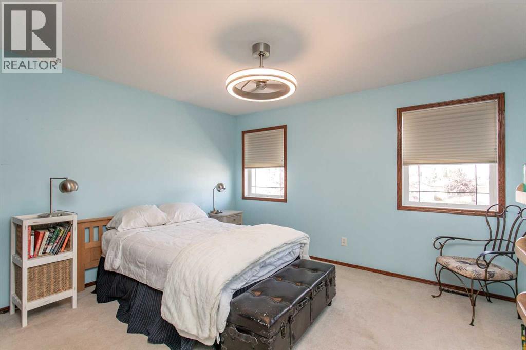 715 700 Ramage Close Property Photo 17