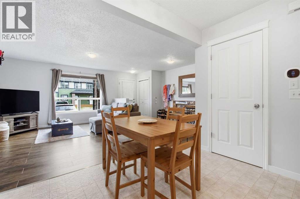 140 Sagewood Boulevard Property Photo 17