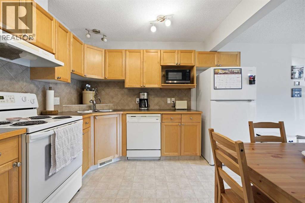 140 Sagewood Boulevard Property Photo 18