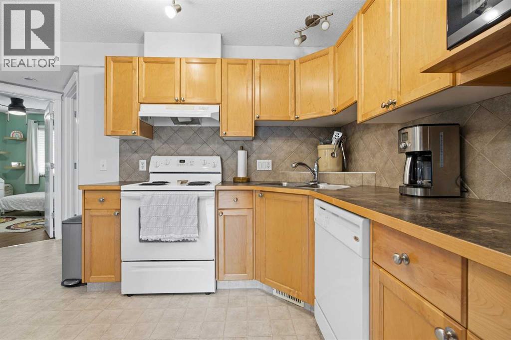 140 Sagewood Boulevard Property Photo 19