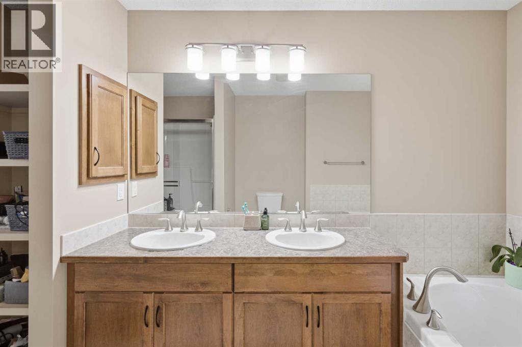 107 Brightonstone Common Se Property Photo 25
