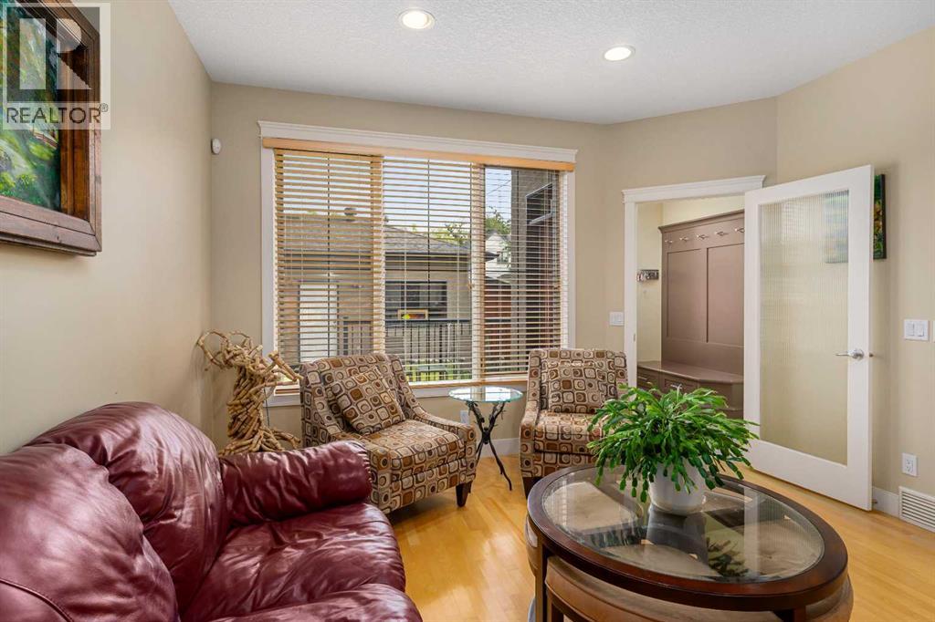 2526 3 Avenue Nw Property Photo 10