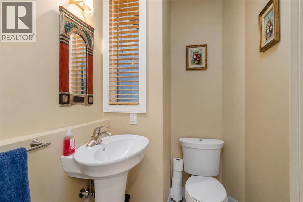 2526 3 Avenue Nw Property Photo 13