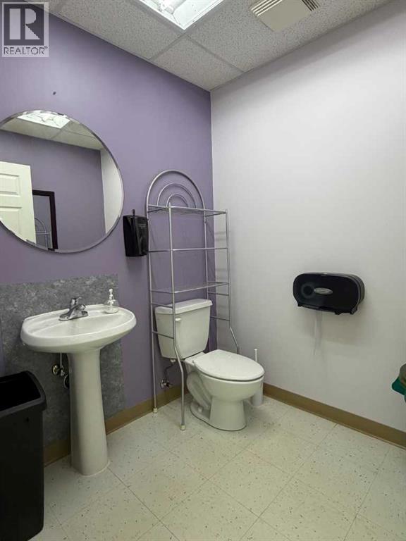 4905 50 Avenue Property Photo 25