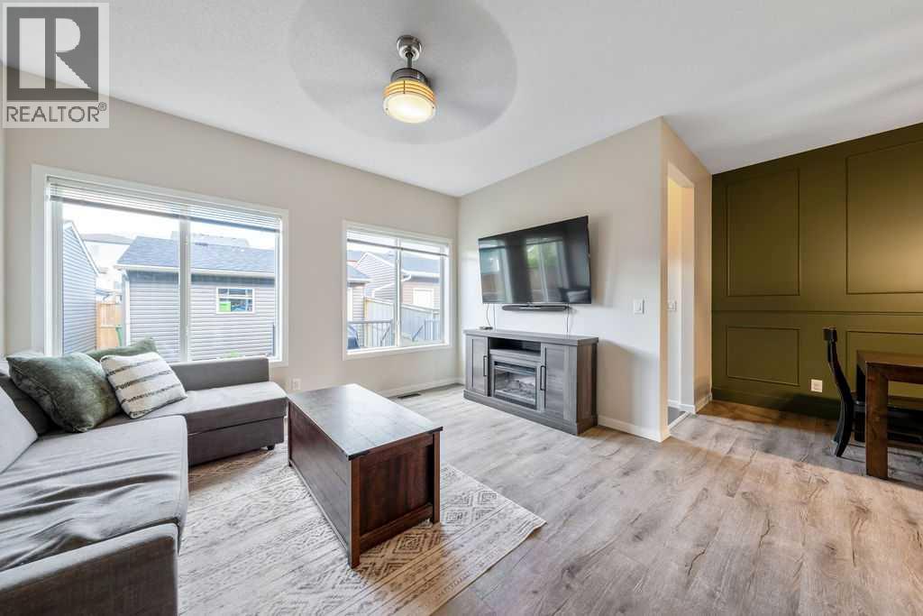 132 Evansborough Way Nw Property Photo 12