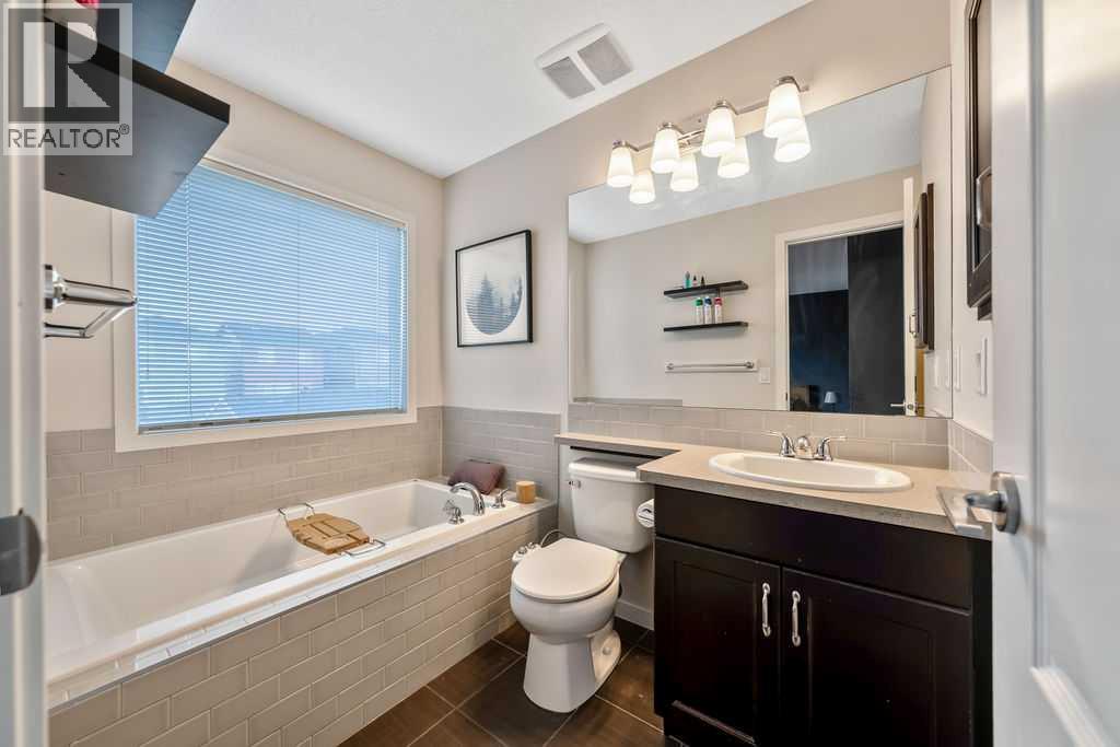 132 Evansborough Way Nw Property Photo 17