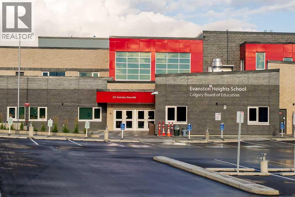 132 Evansborough Way Nw Property Photo 42