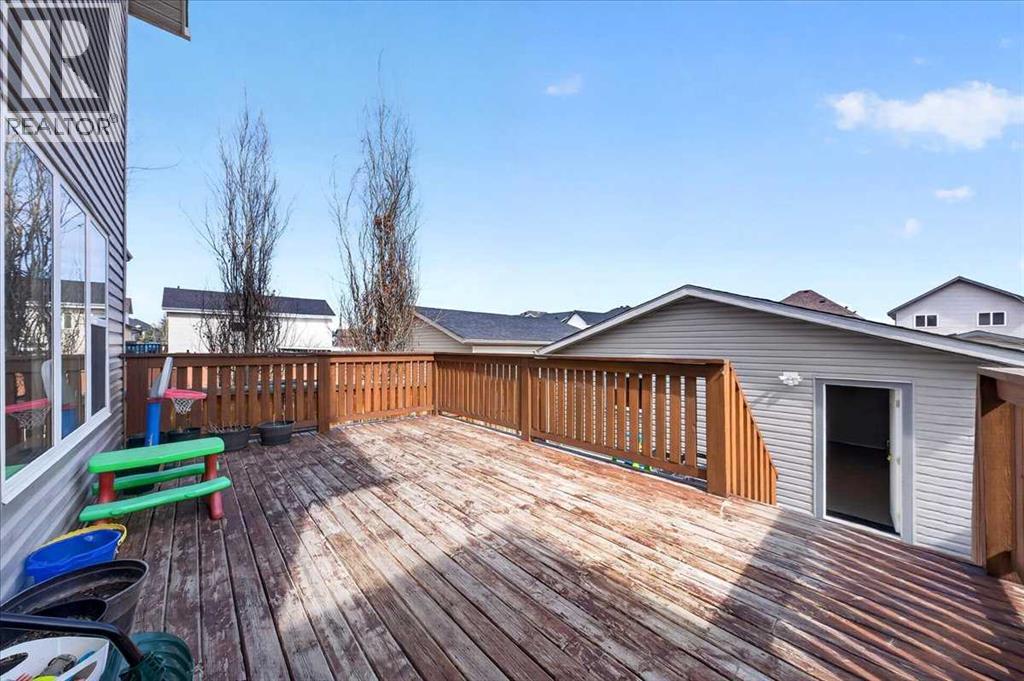 244 Silverado Range View Sw Property Photo 30