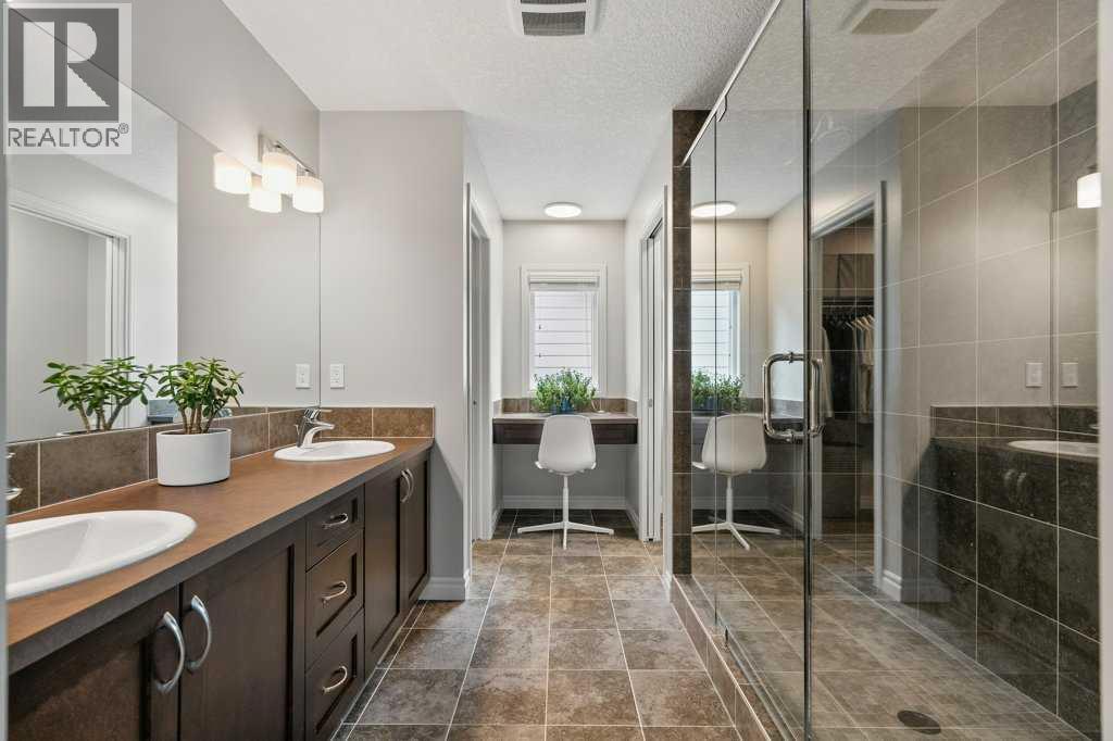 57 Riviera View Property Photo 22