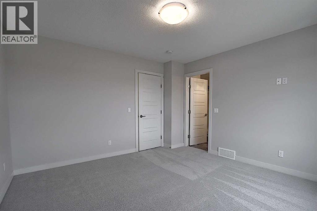 406 River Avenue Property Photo 35