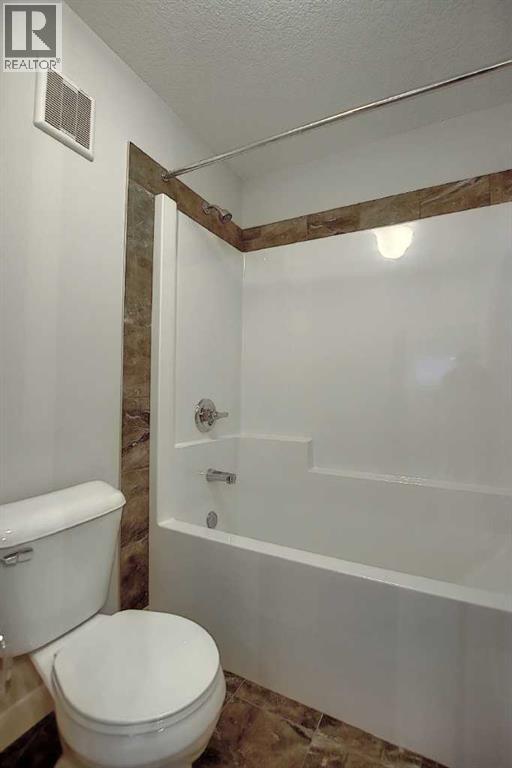 406 River Avenue Property Photo 47