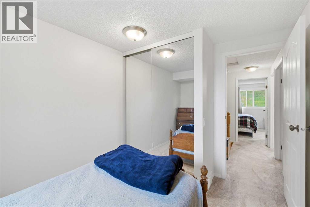 800 Bowcroft Place Property Photo 14