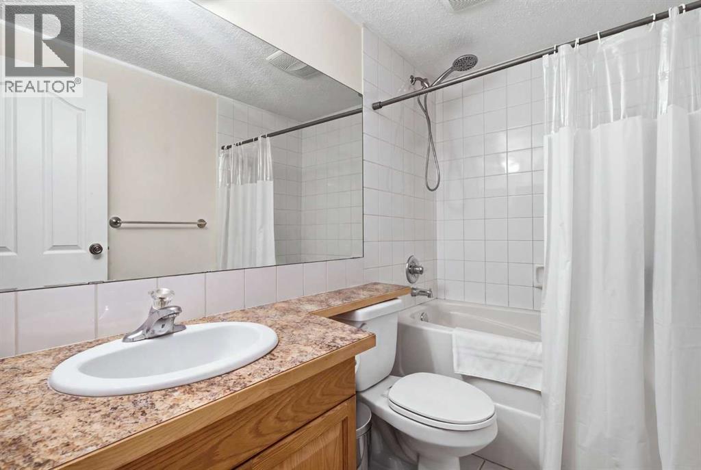800 Bowcroft Place Property Photo 18