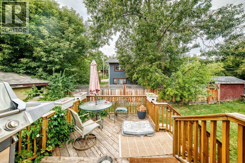 1117 8 Street Se Property Photo 16