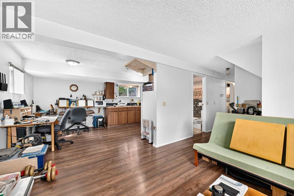 1117 8 Street Se Property Photo 29