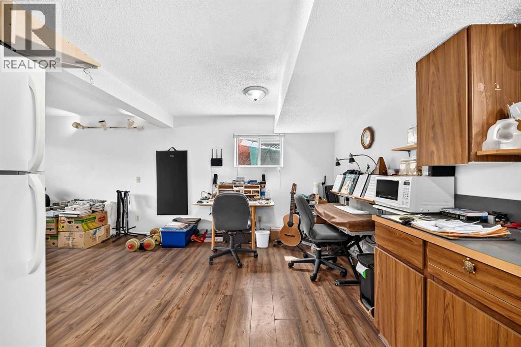 1117 8 Street Se Property Photo 30