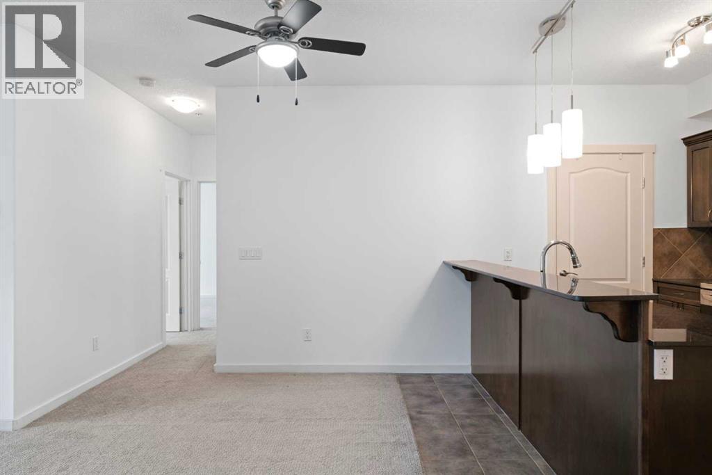 141 Mountain Street Property Photo 5