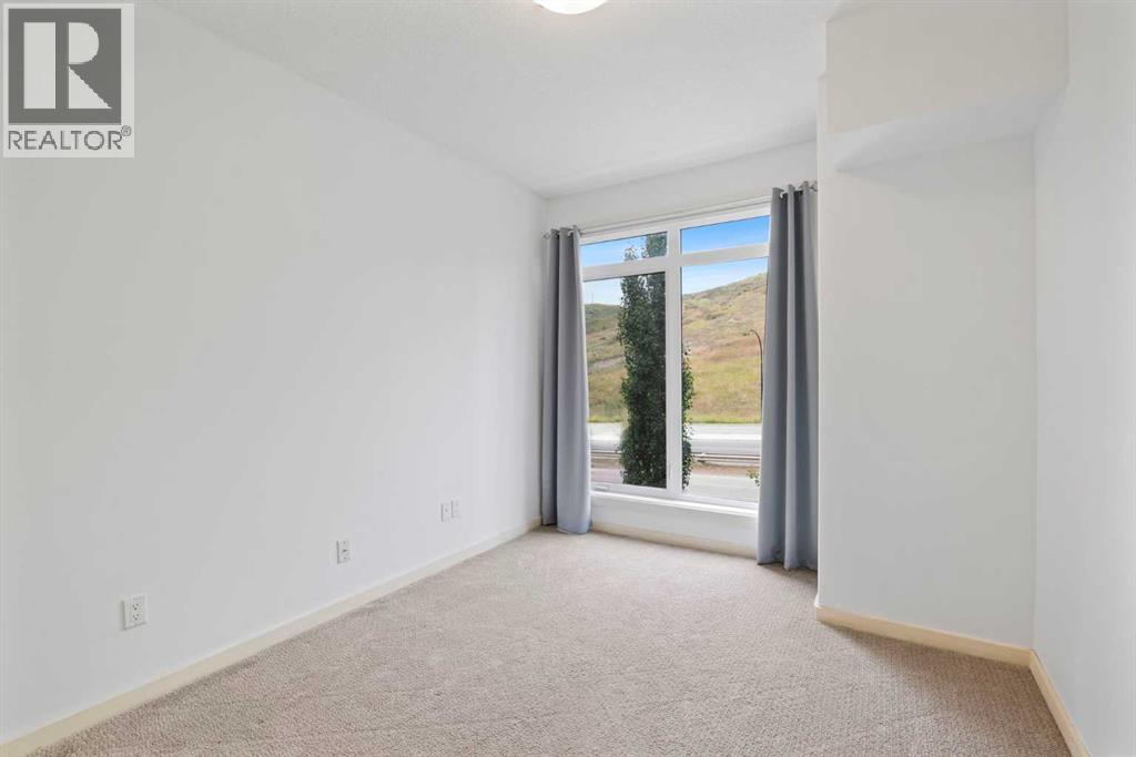 141 Mountain Street Property Photo 15