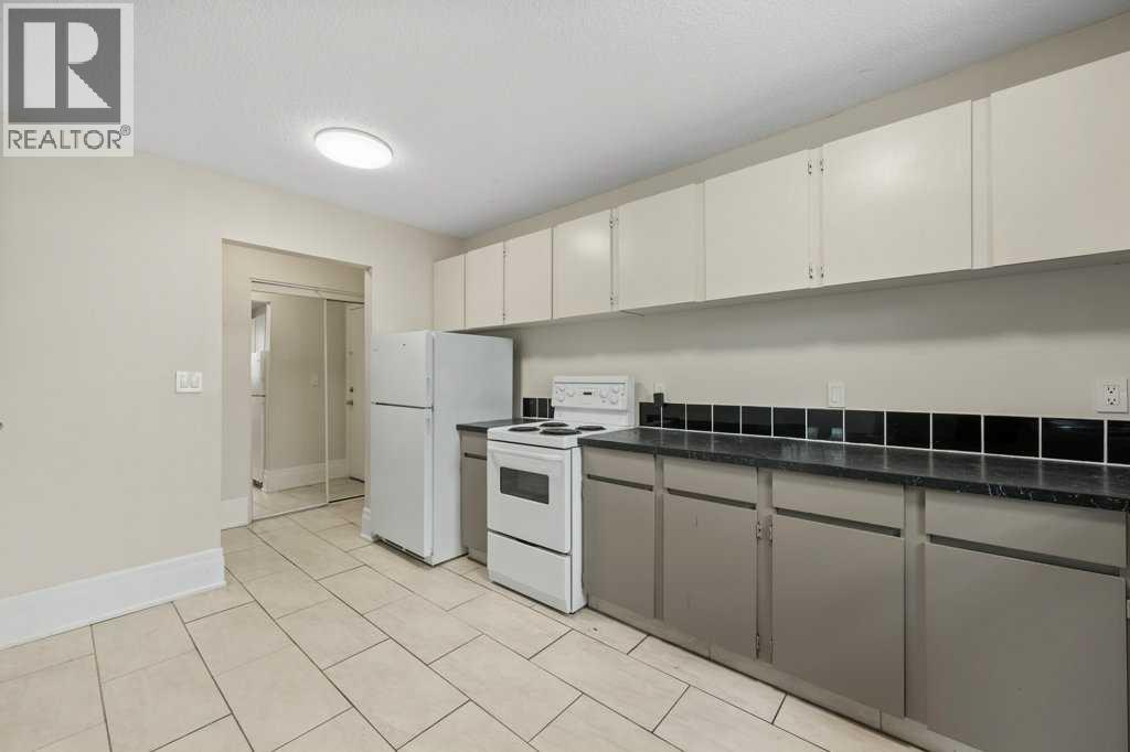 1817 11 Avenue Southwest Property Photo 7