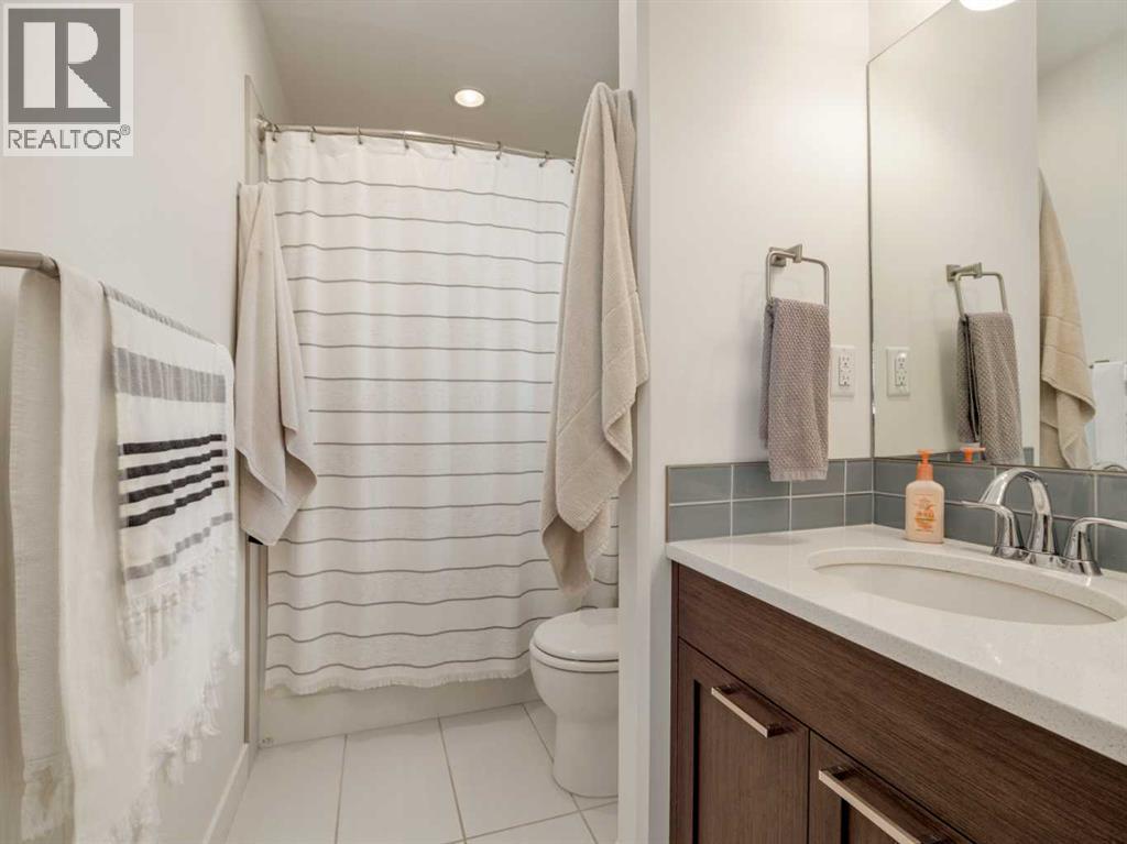 279 Northlander Bend W Property Photo 19
