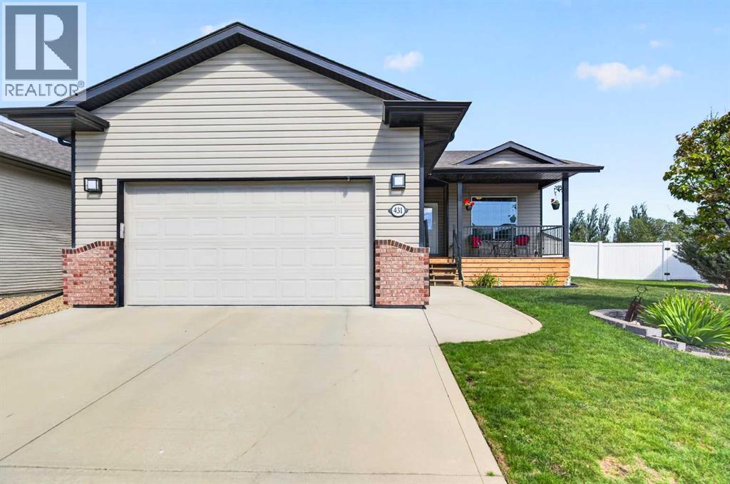 400 Ramage Close Property Photo 1