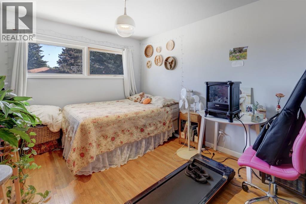 1615 23 Street Nw Property Photo 11