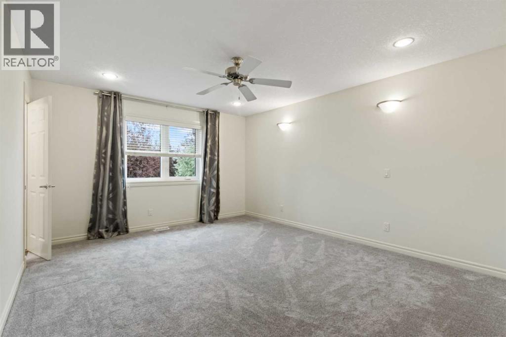 126 Chapman Close Se Property Photo 17