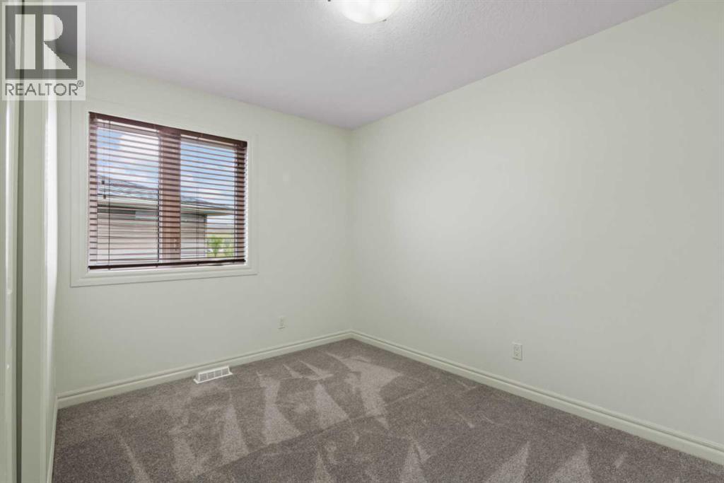 126 Chapman Close Se Property Photo 23
