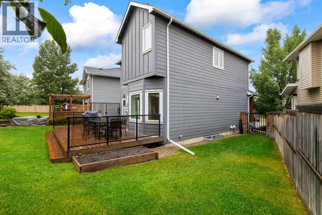 126 Chapman Close Se Property Photo 33