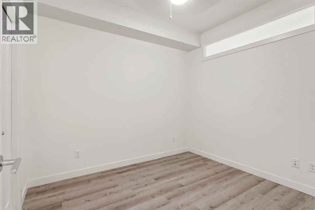 20 Walgrove Southeast Property Photo 17