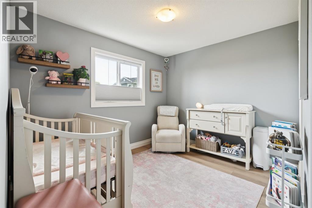 97 Tanner Close Se Property Photo 31