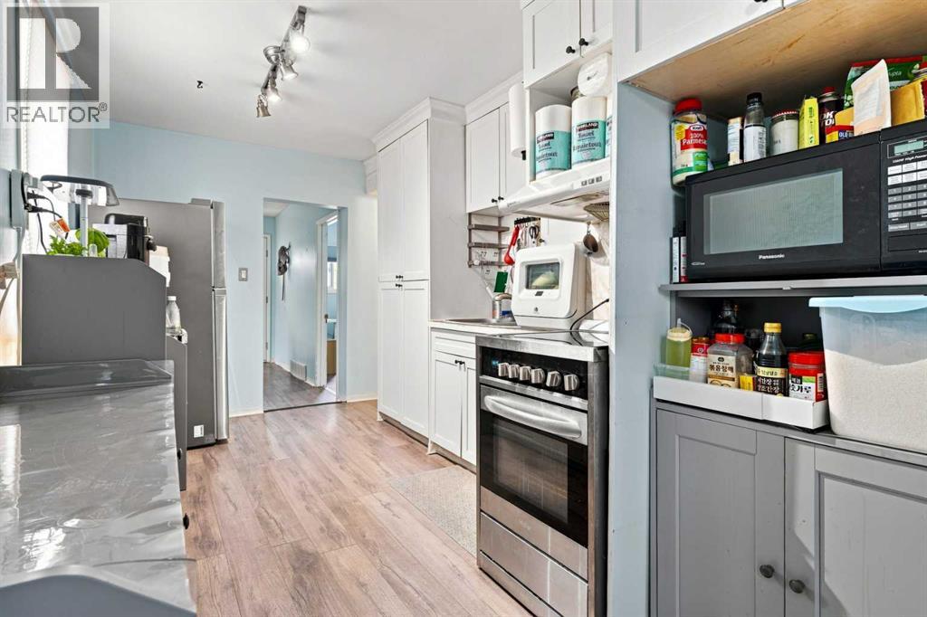 235 20 Avenue Ne Property Photo 6