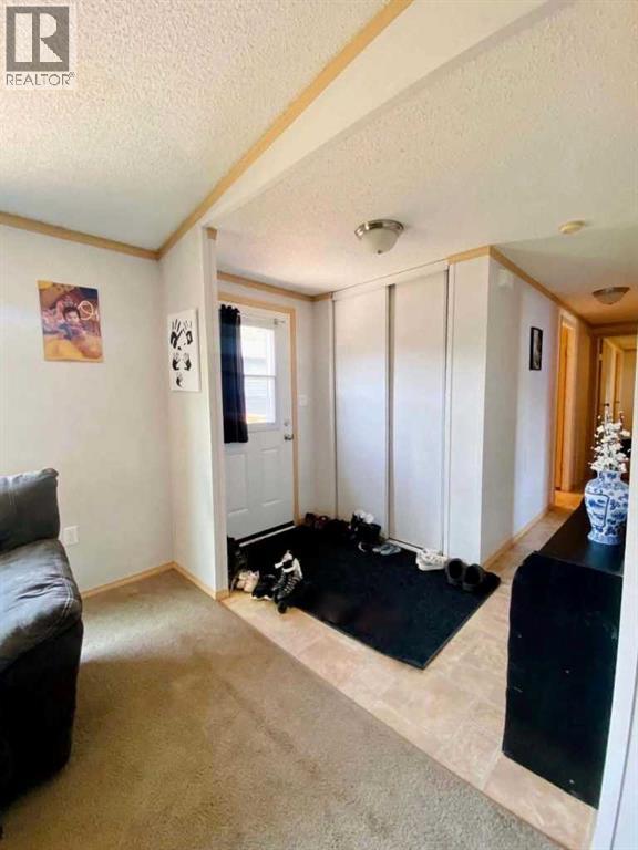 32 Dragonfly Crescent Property Photo 3