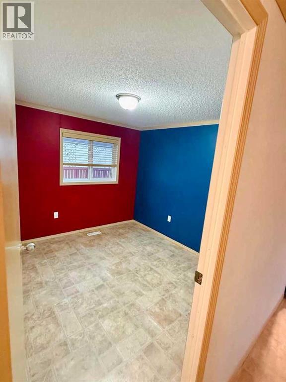 32 Dragonfly Crescent Property Photo 10