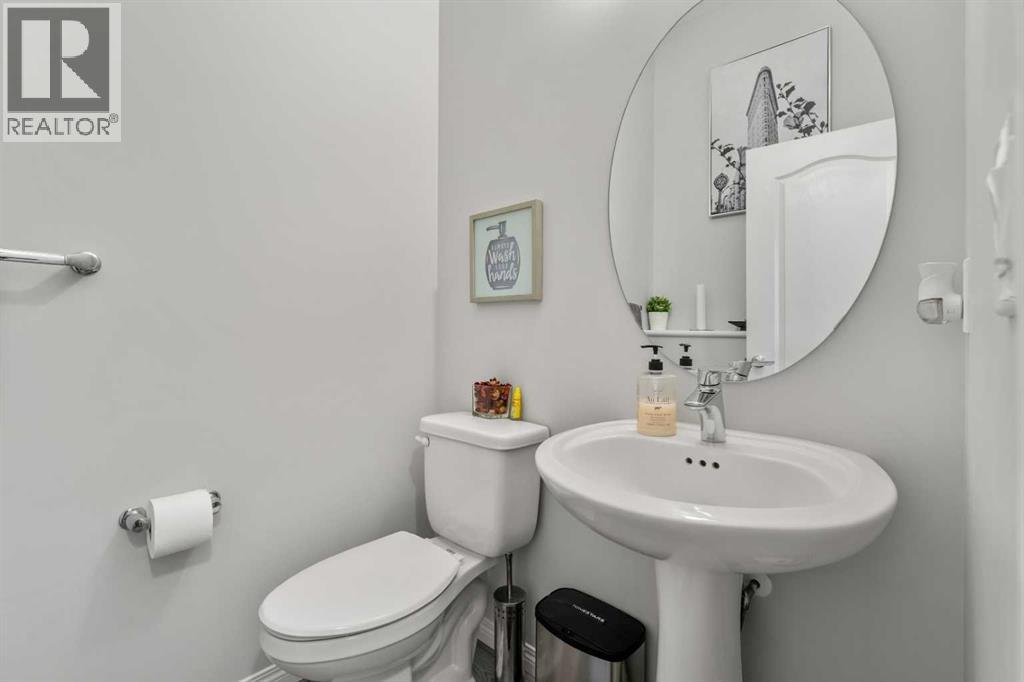 147 Evanscrest Park Nw Property Photo 12