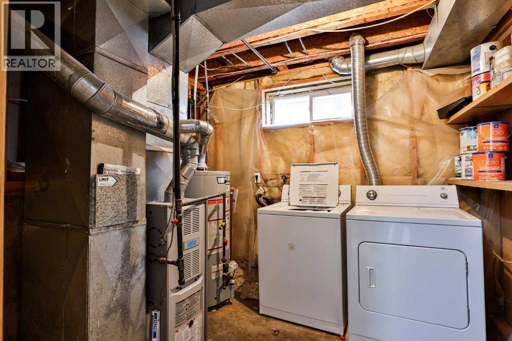 322 Assiniboia Place W Property Photo 17