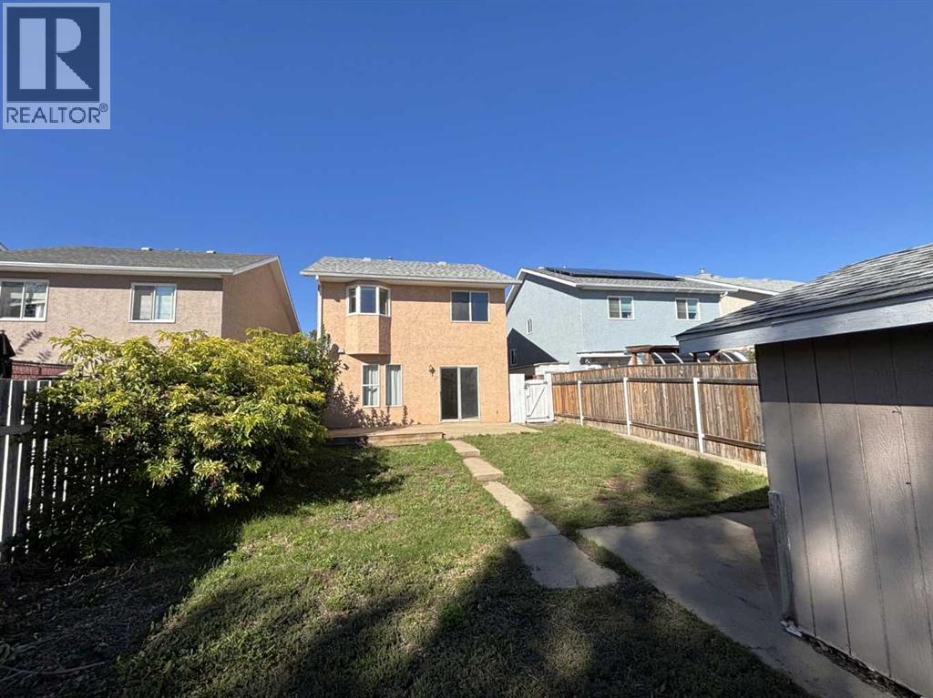322 Assiniboia Place W Property Photo 22