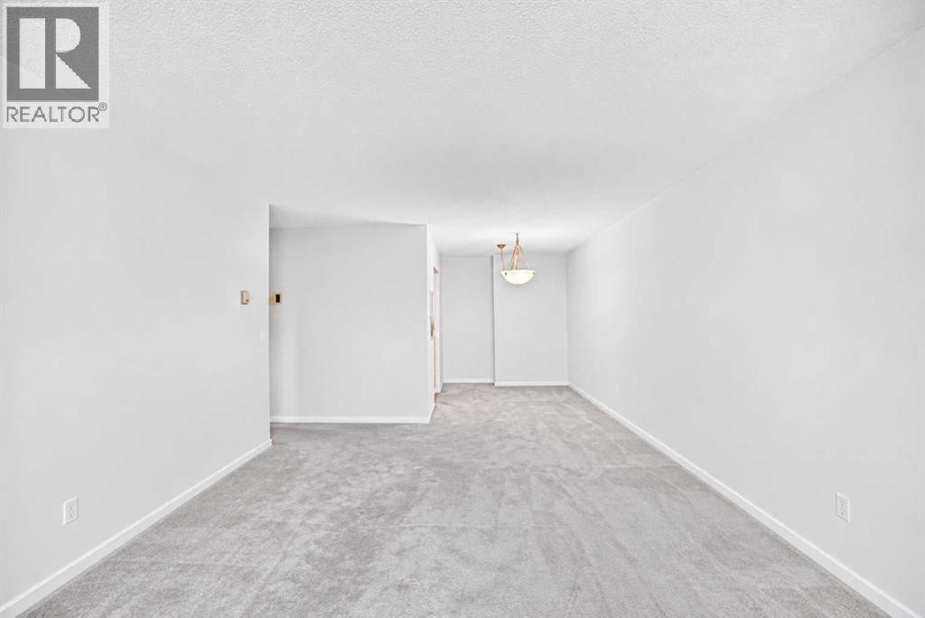 647 1 Avenue Northeast Property Photo 19