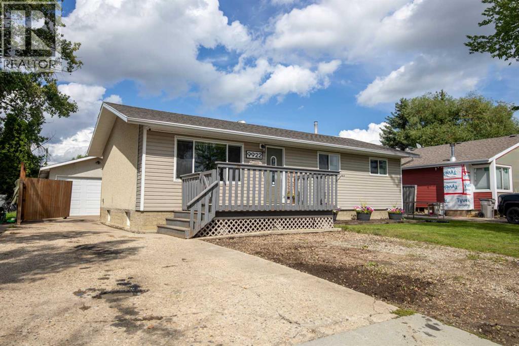 9922 83 Avenue Property Photo 1