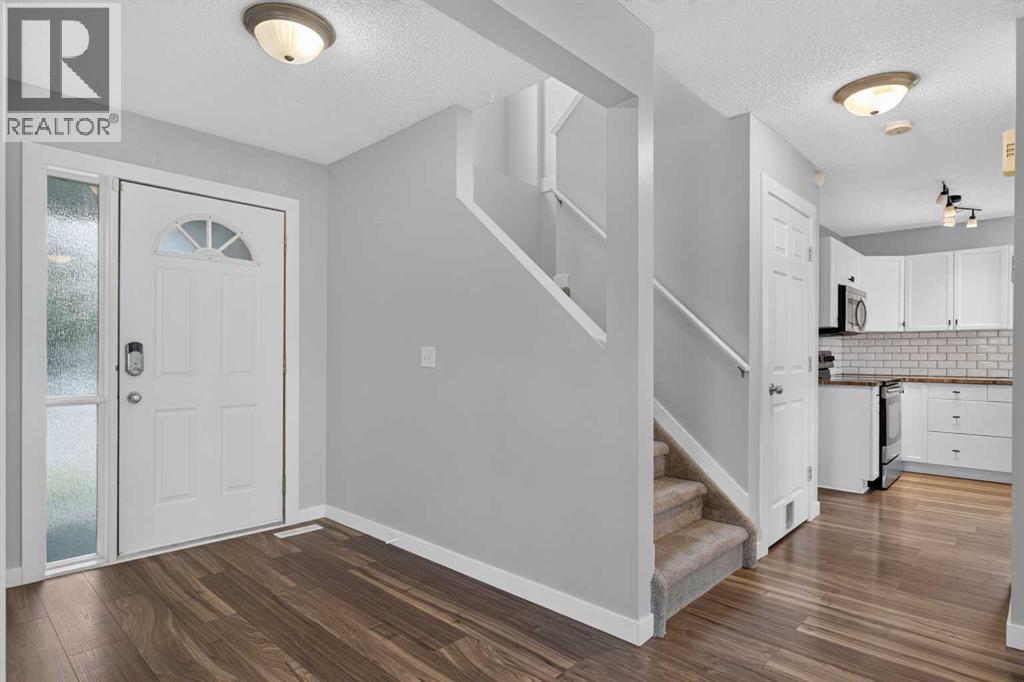 56 Silver Creek Boulevard Property Photo 7