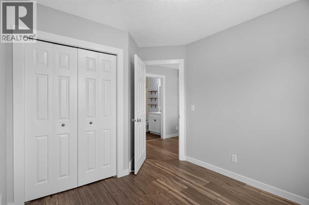 56 Silver Creek Boulevard Property Photo 20