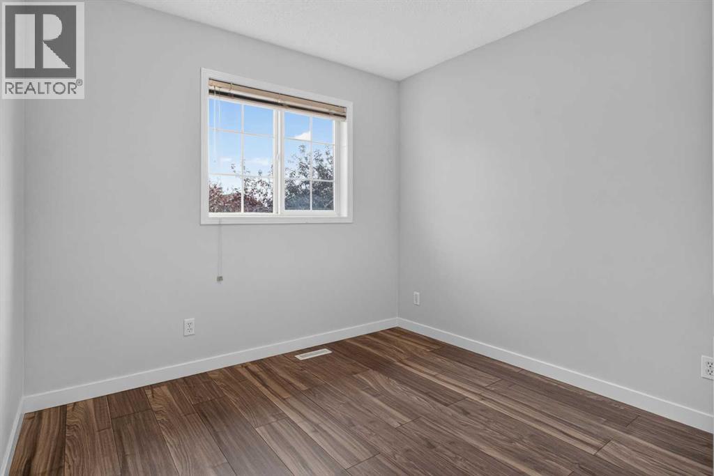 56 Silver Creek Boulevard Property Photo 21