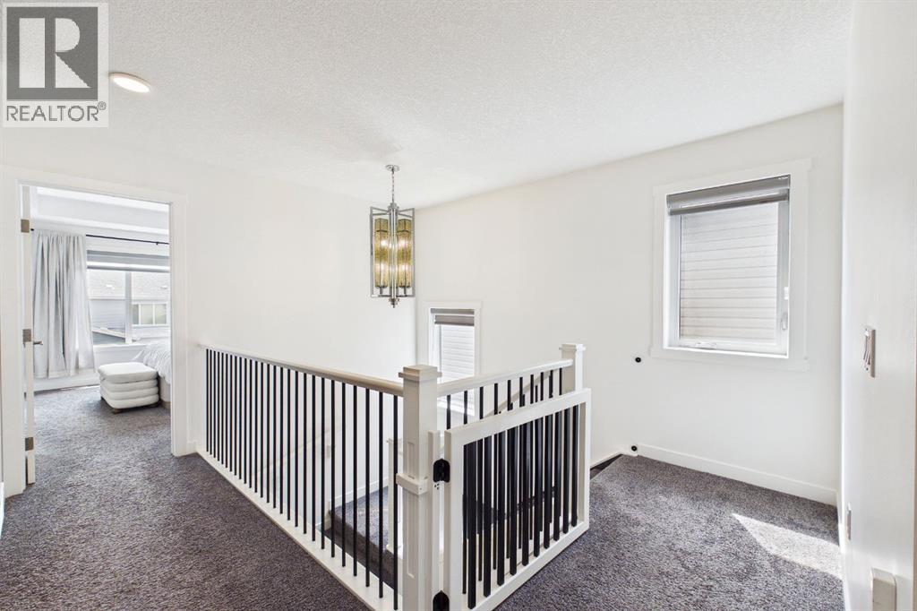 66 Legacy Glen Crescent Se Property Photo 13
