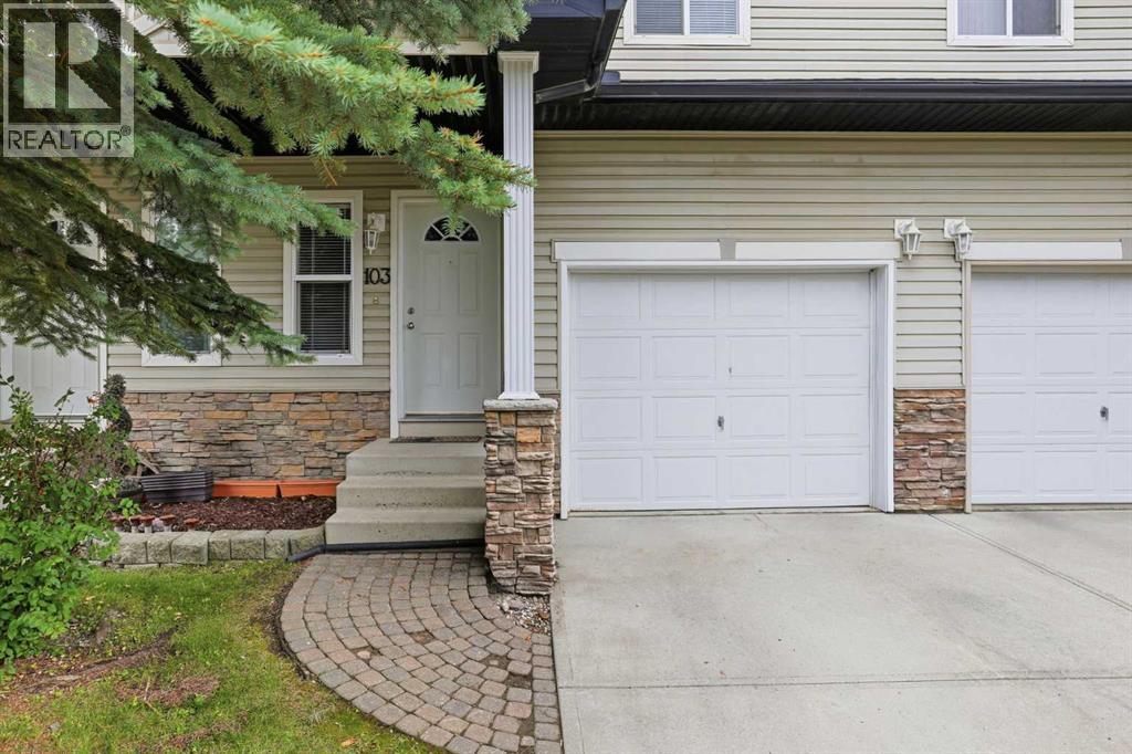 760 Railway Gate Southwest Property Photo 3
