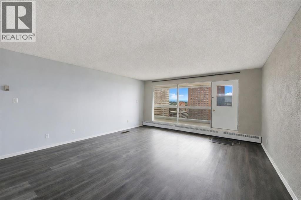 221 6 Avenue Southeast Property Photo 4