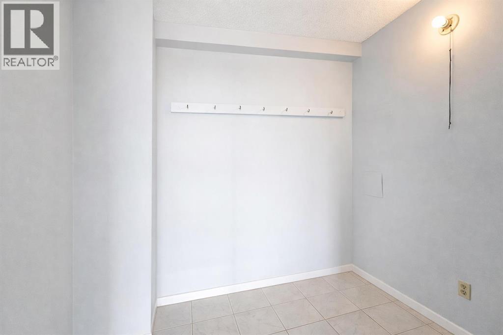 221 6 Avenue Southeast Property Photo 9