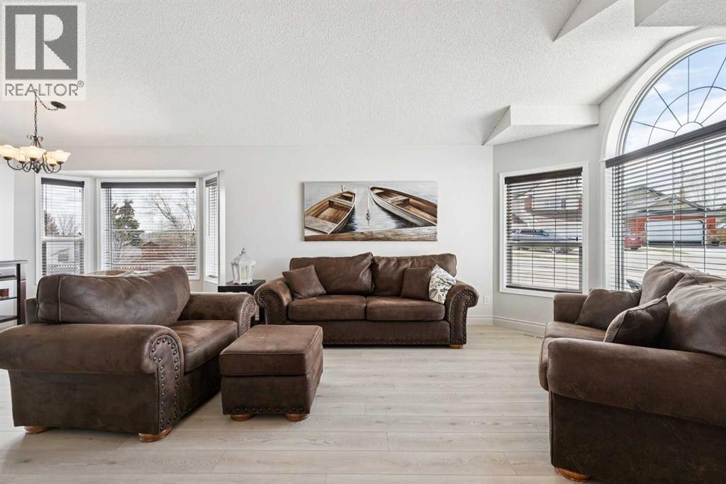 438 Sheep River Point Property Photo 3