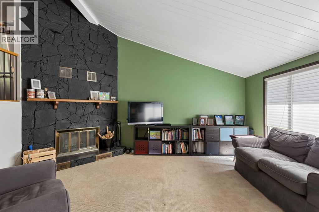 73 Wolf Drive Property Photo 4